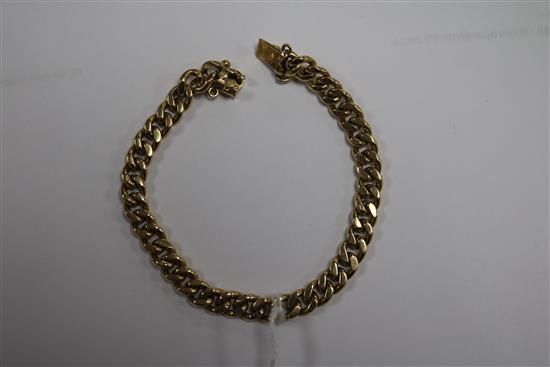 A 14ct gold curb link bracelet, 20cm.